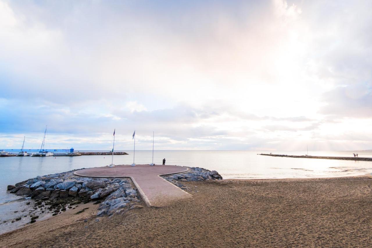 Beach Front Apartment-1St Line Марбелья Экстерьер фото